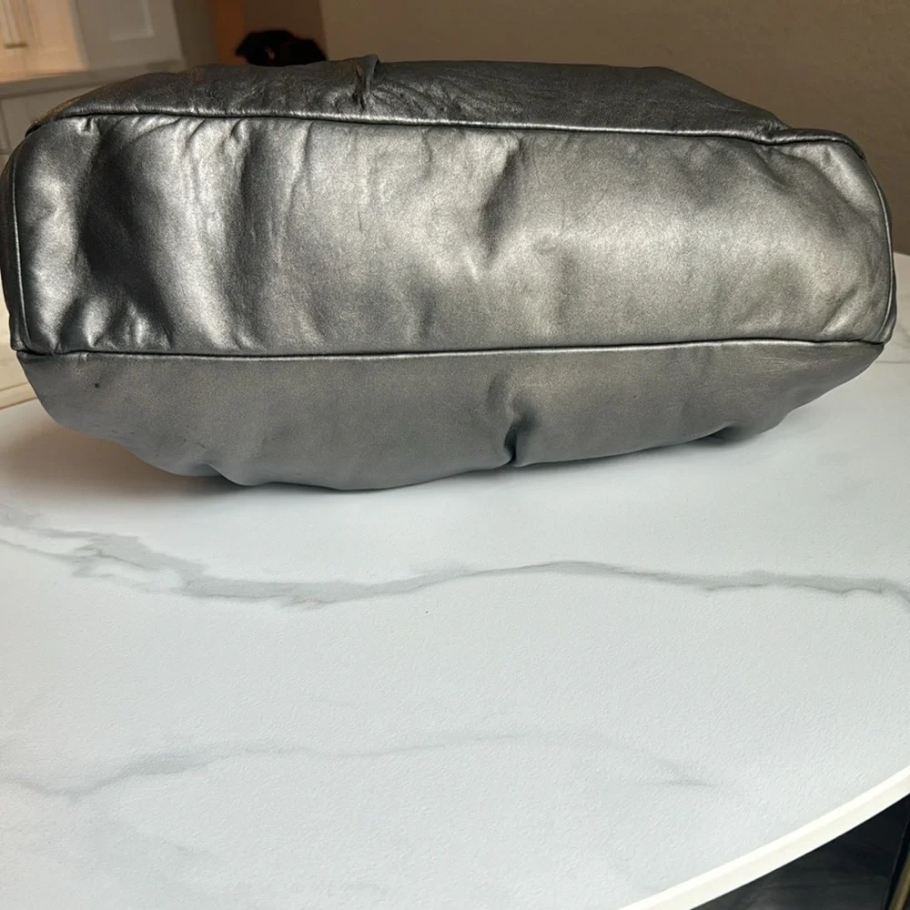 Marc Jacobs leather bag - Picture 9 of 16